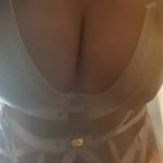 Erika mit geilen Titte Bild